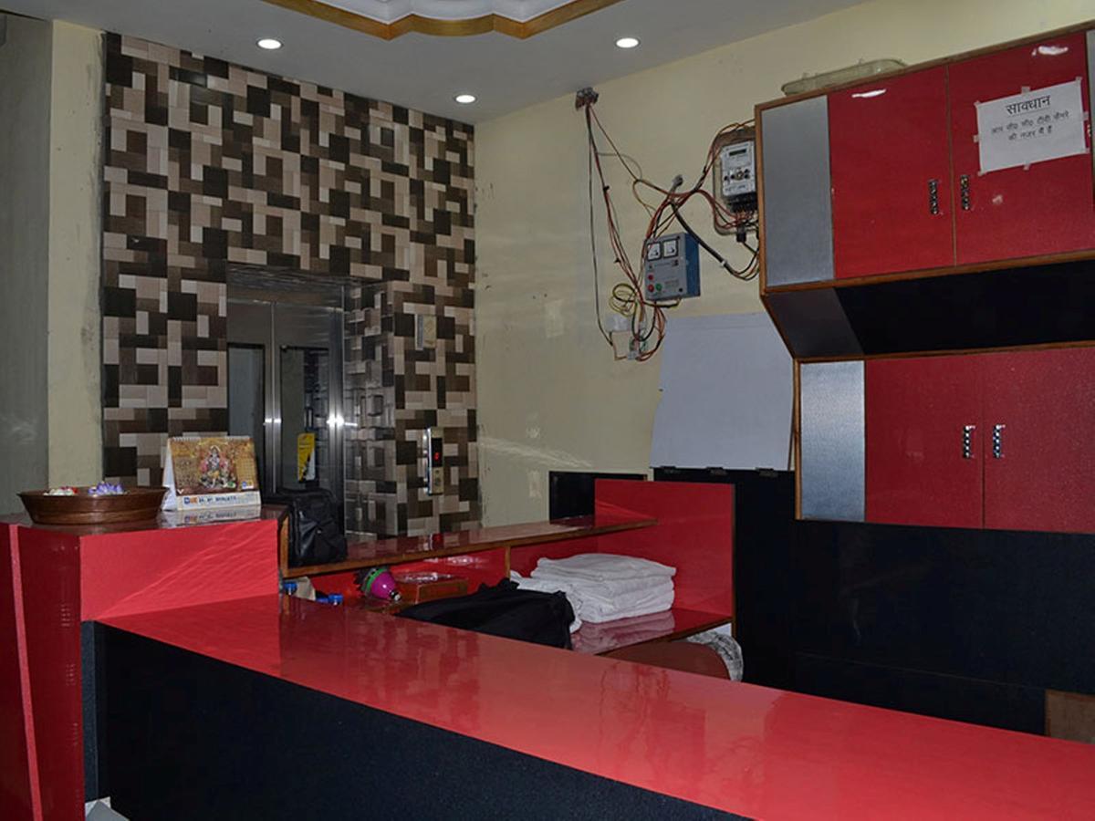 Oyo 37525 Hotel Mall Palace Pithoragarh Экстерьер фото