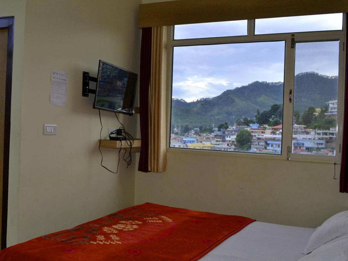 Oyo 37525 Hotel Mall Palace Pithoragarh Экстерьер фото
